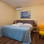 Romana Luxury Design - Center By Pumo 4*