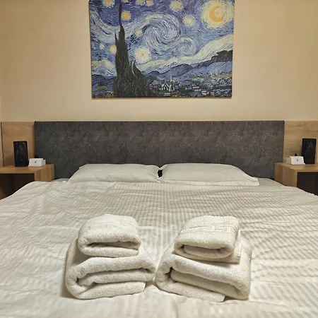 Romana Luxury Design - Center By Pumo Appartement Boekarest