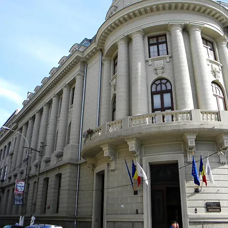 Romana Luxury Design - Center By Pumo