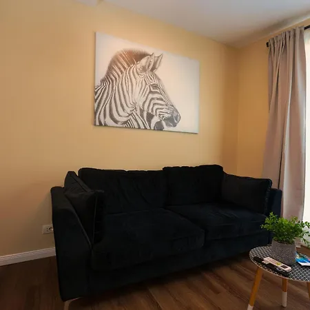 Romana Luxury Design - Center By Pumo מלון דירות 3*