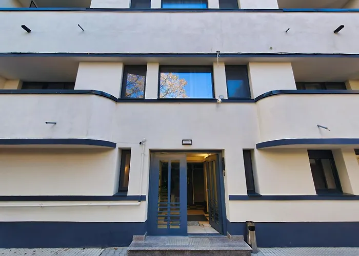 Romana Luxury Design - Center By Pumo * Βουκουρέστι