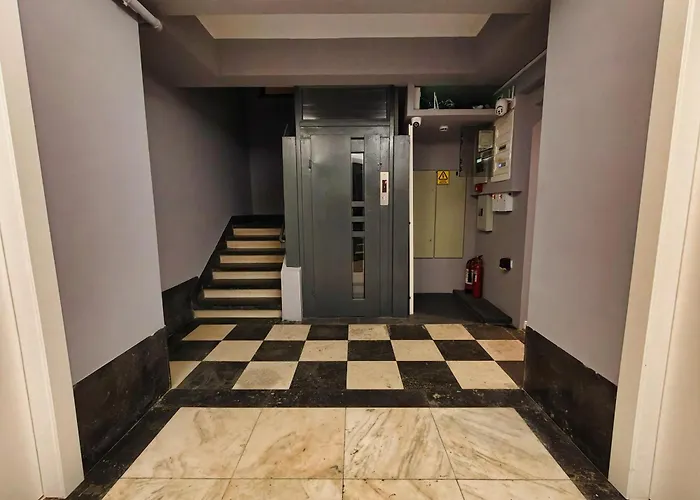 Romana Luxury Design - Center By Pumo Bukarest