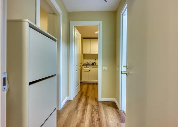 Romana Luxury Design - Center By Pumo